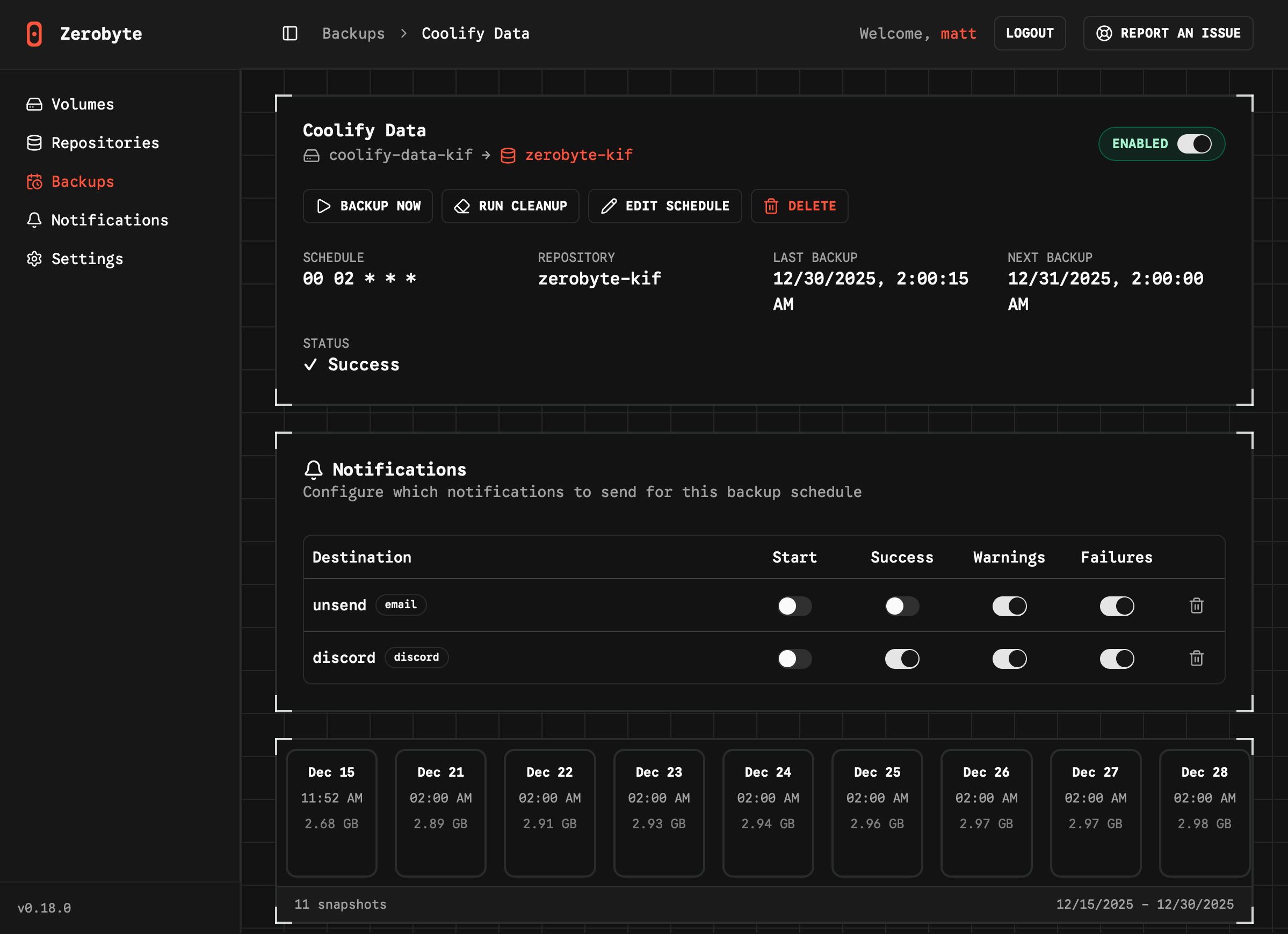 Screenshot of a Zerobyte Backup detail, with buttons for manual backup, cleanup, editing, enabling/disabling the routine, various notification times, and a snapshot history. Off-screen further down is a file browser where you can browse snapshot contents.